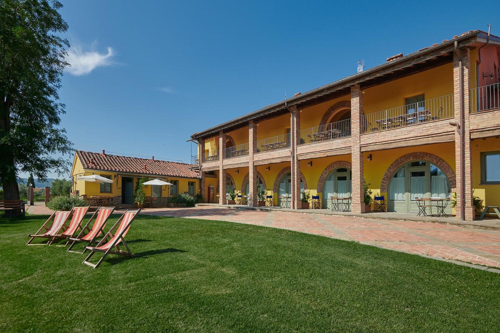 Casa Vacanze Le Fornaci 라테리나 외부 사진